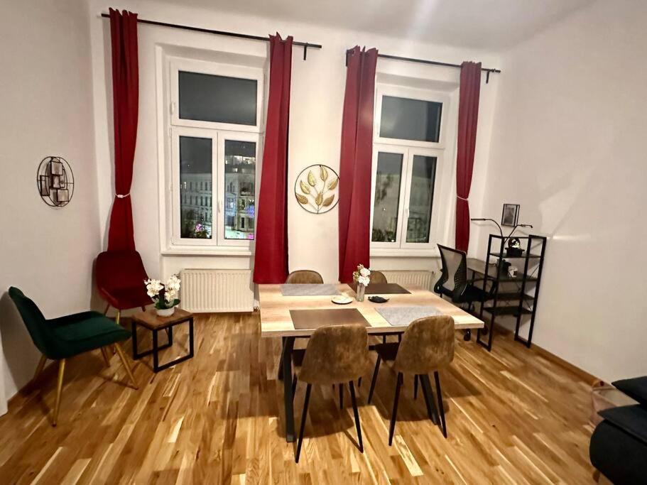 Klimatisierter Wiener Altbauflair Im Zentrum Wiens 외부 사진